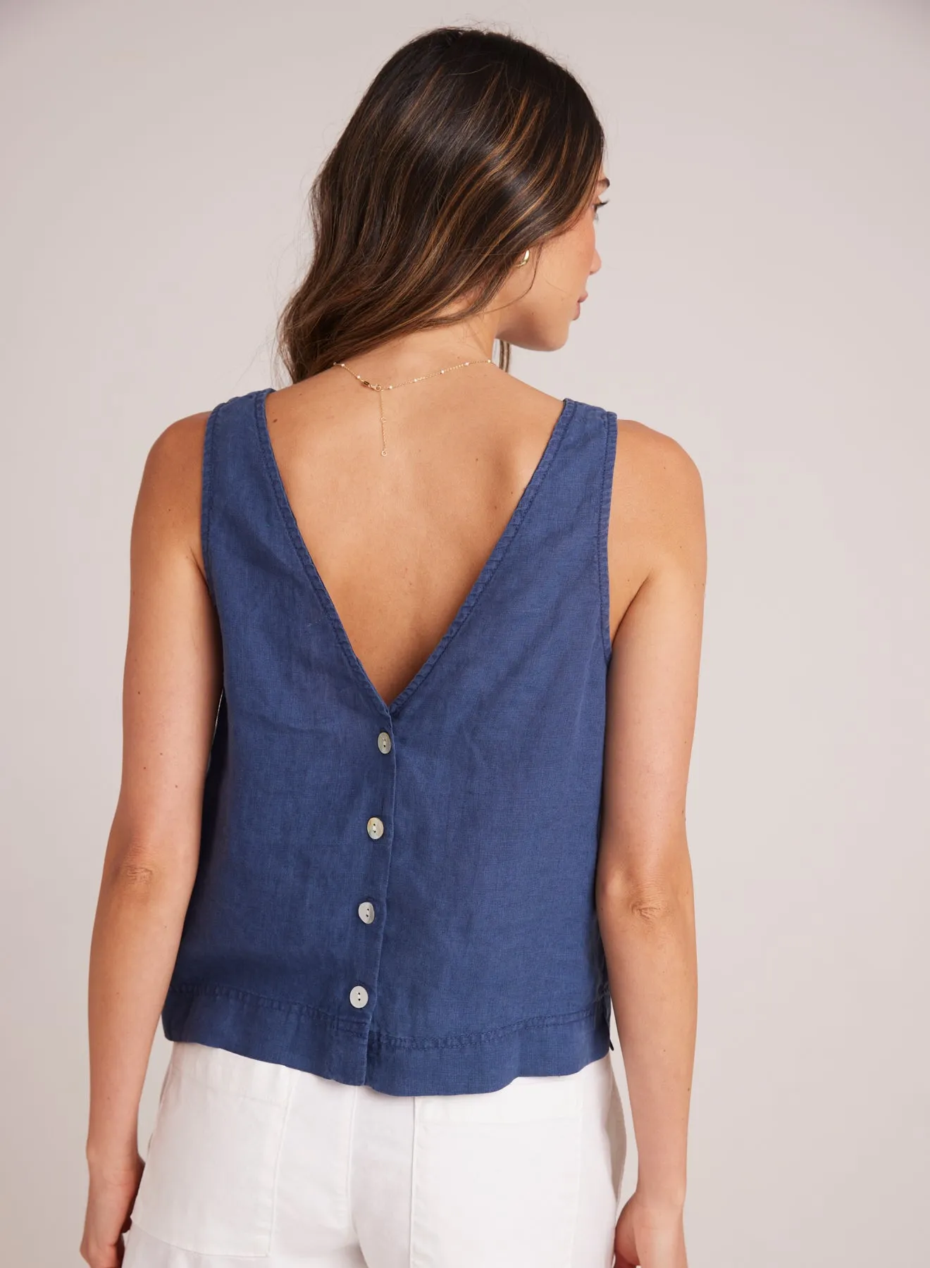 Bella Dahl Sleeveless Button Back Top in Brazilian Navy