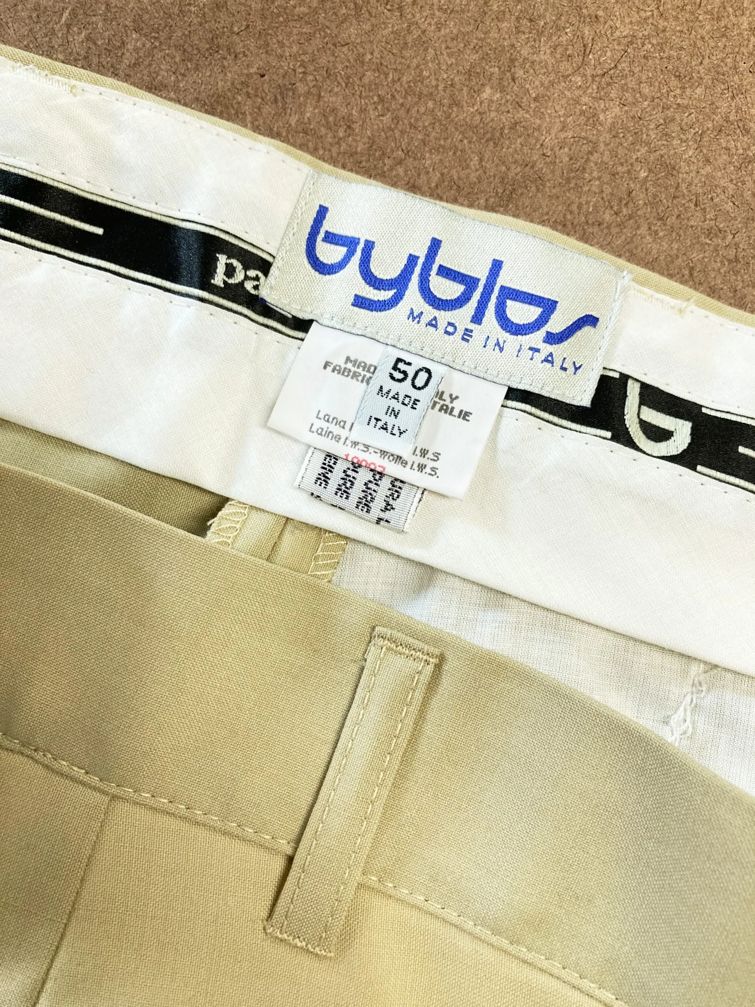 Byblos 1990s beige wool pleated trousers - size 50 new deadstock unhemmed