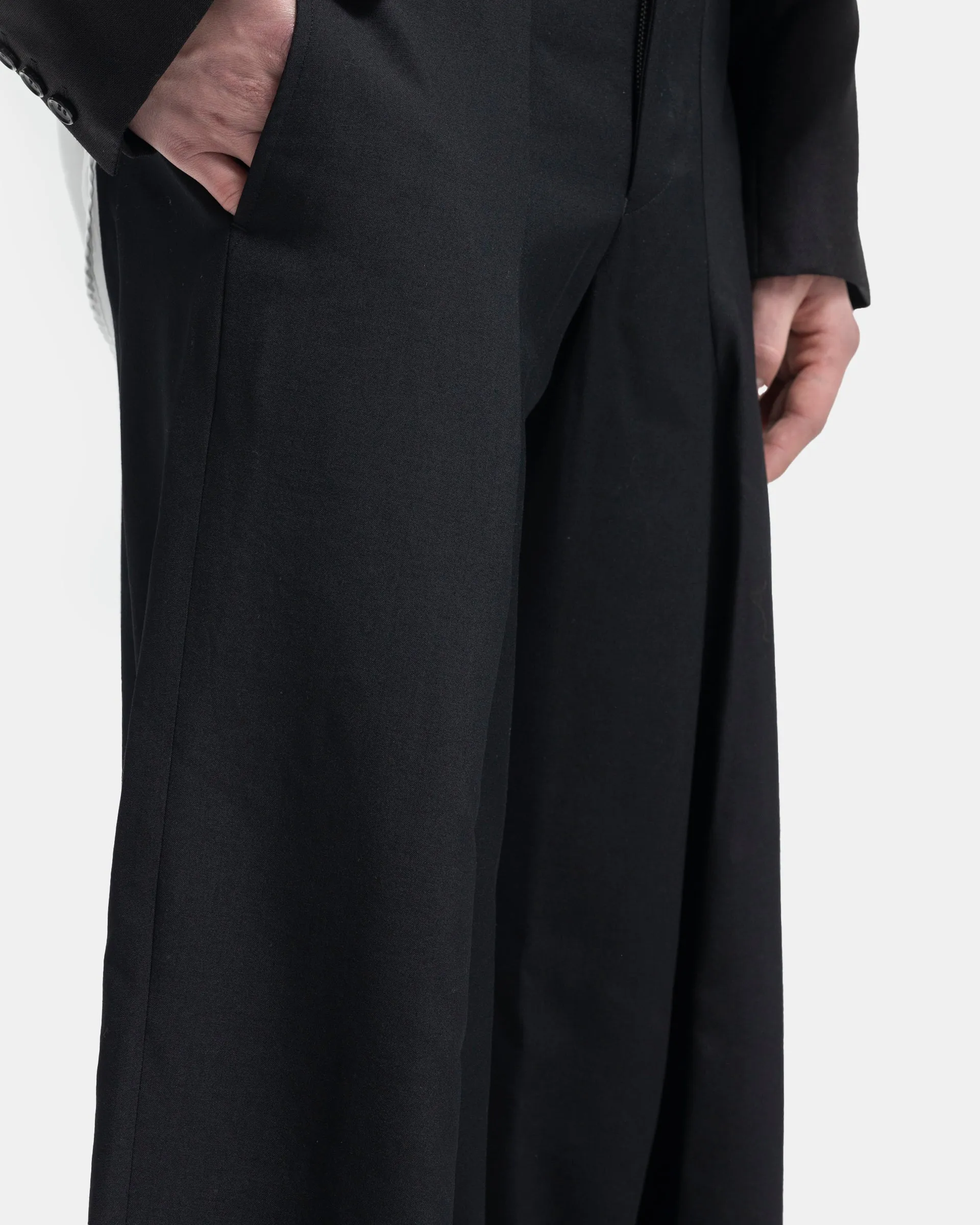 Double-Leg Trouser in Black