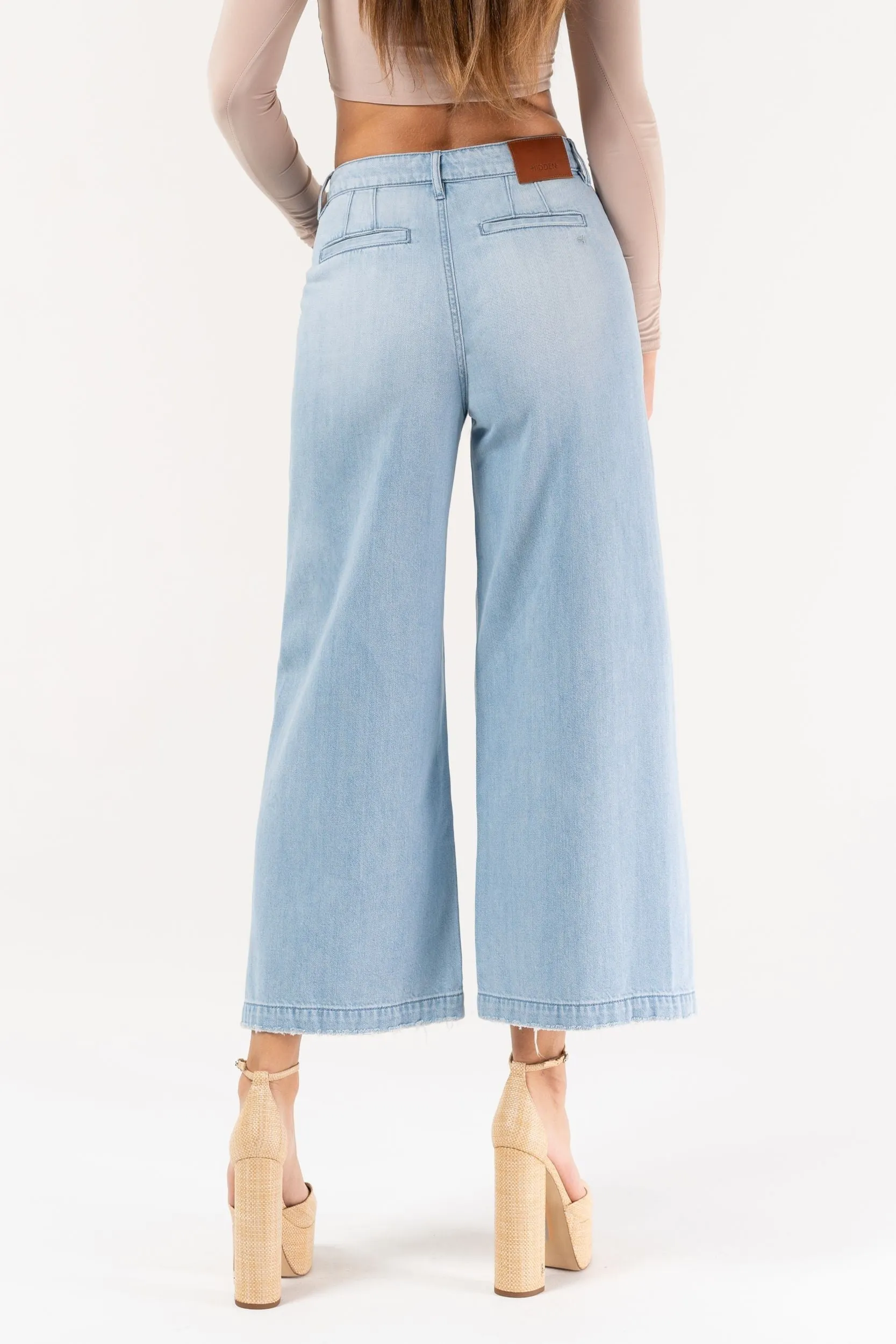 Hidden Nori Cropped Wide Leg Trouser