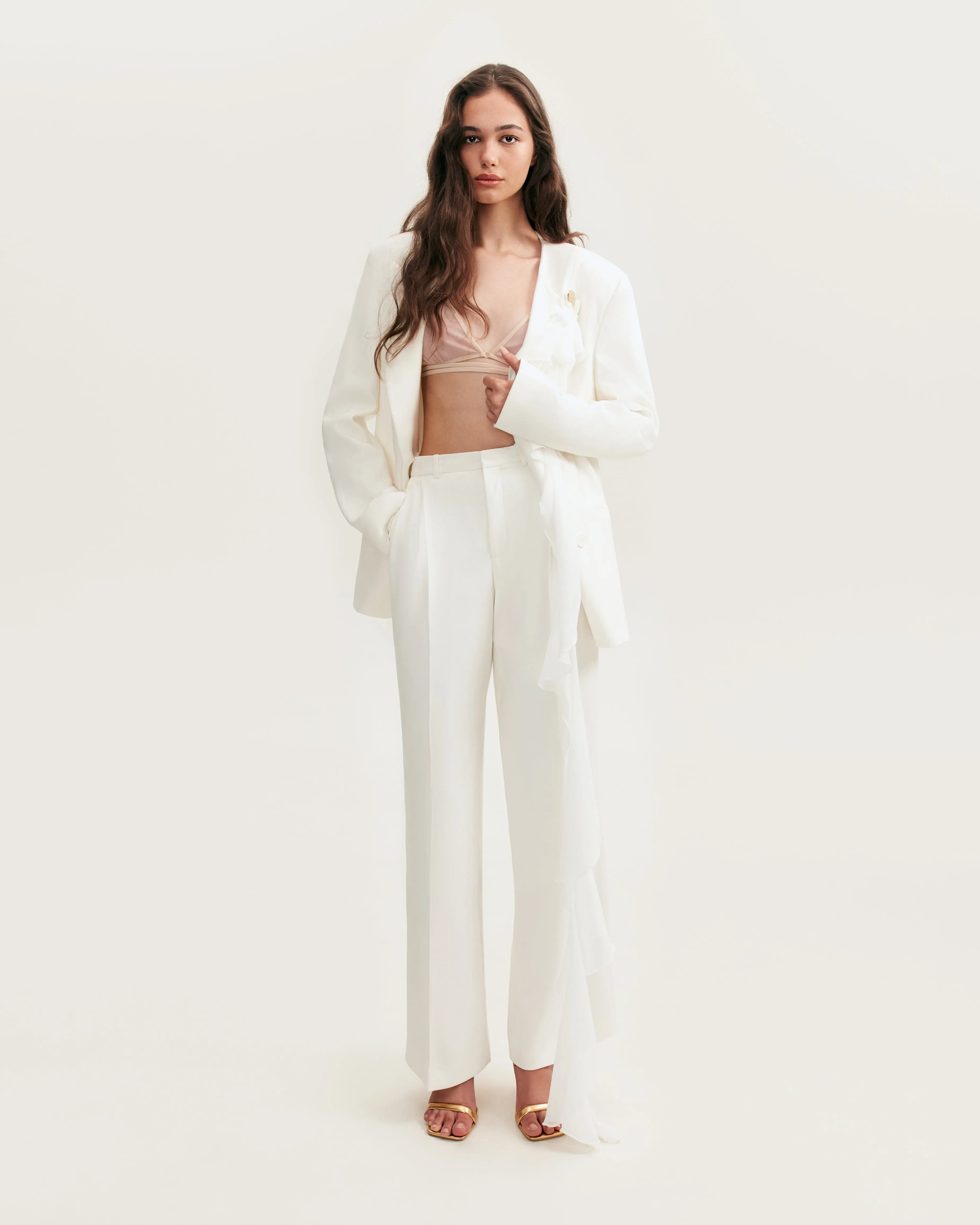 High-rise white suit pants, Xo Xo