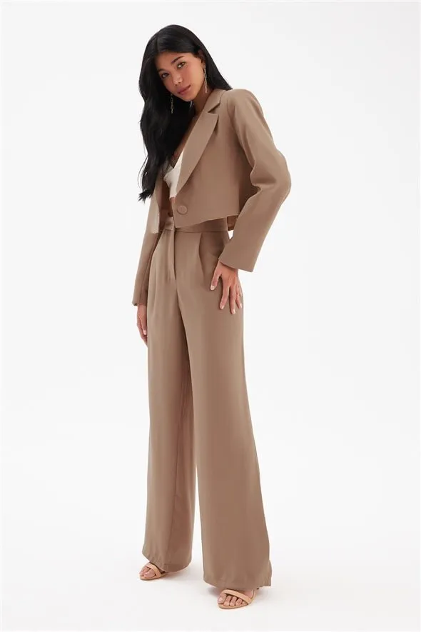 Pleated Crepe Trousers - Beige