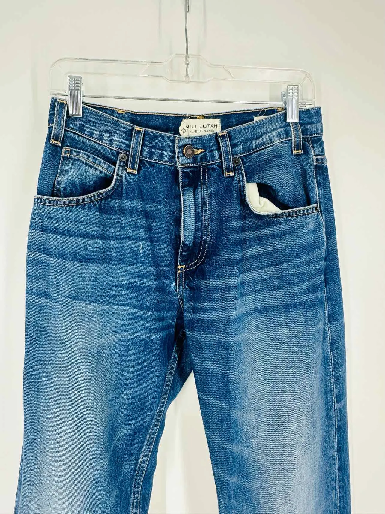 Sure! Here’s an optimized title for your e-commerce product:

Size 25 Premium Solid Denim Jeans - High-Quality, Stylish, and Comfortable Fit